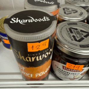 sharwood's hot curry powder